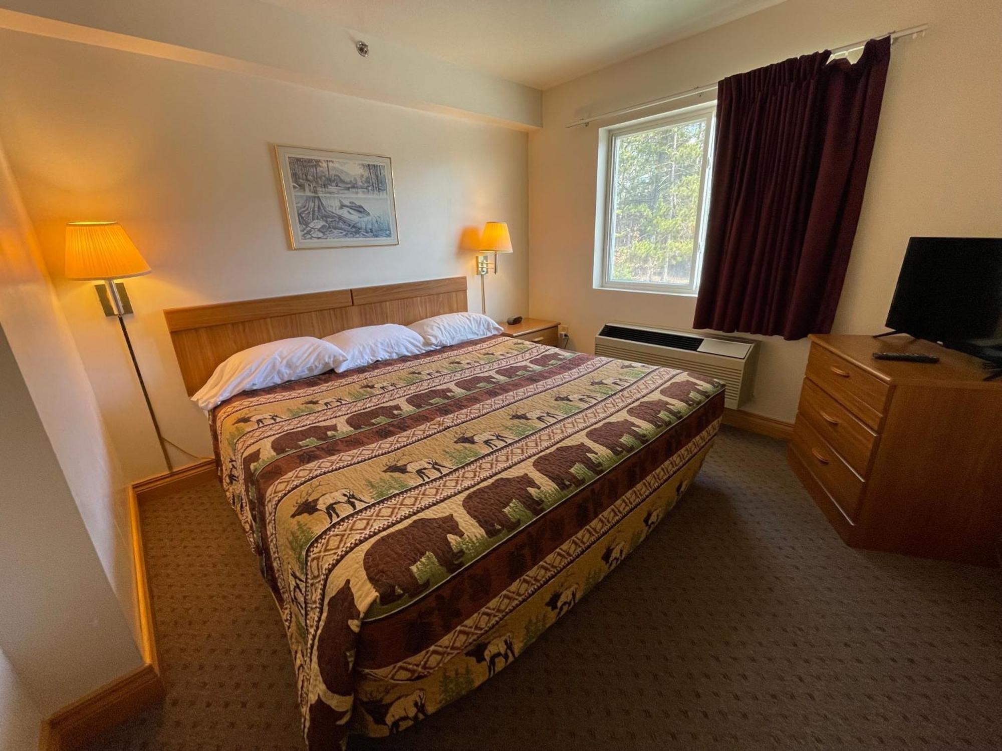 Ausable Valley Inn Mio 외부 사진